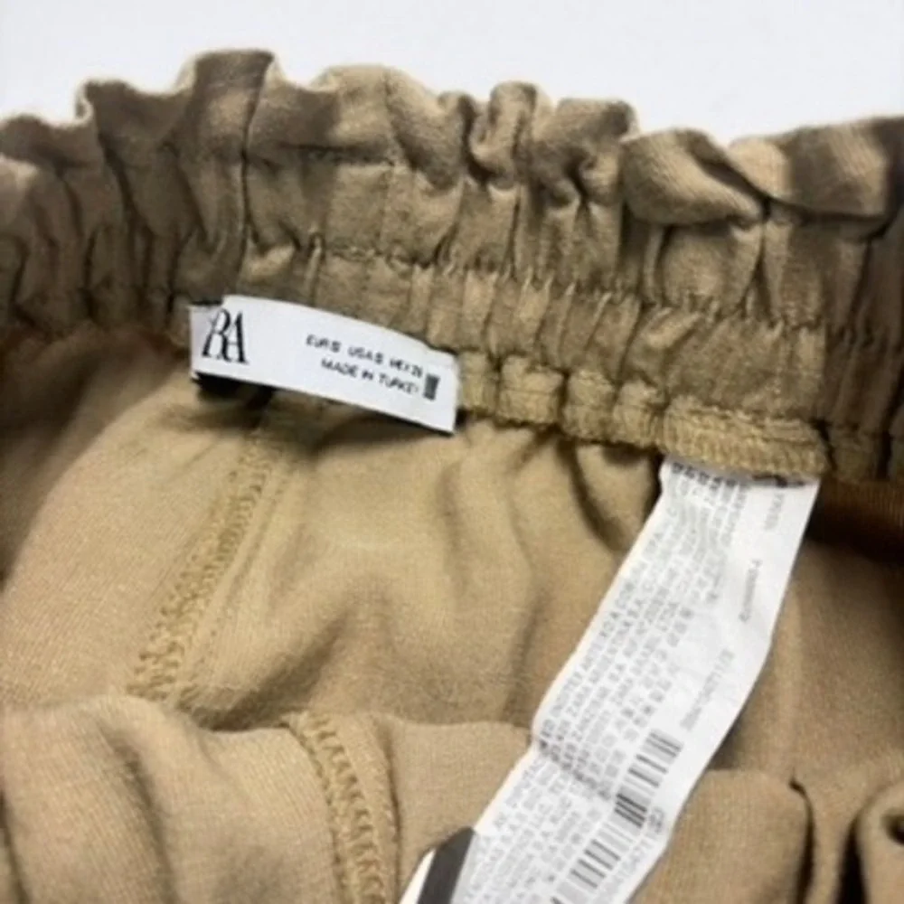 Zara neutral pants